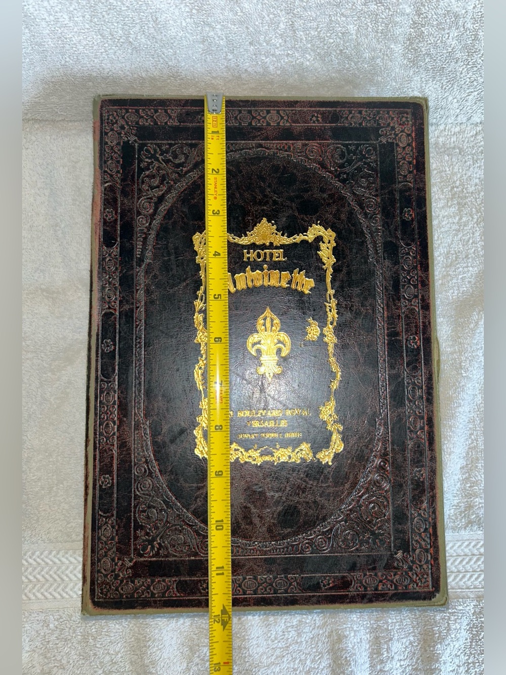 Large Storage Book/ Box - Picture 11 of 13